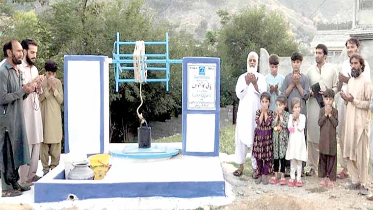 1سال : الخدمت فاؤنڈیشن کے  پانی کے 2100 منصوبے مکمل 