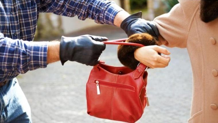 ڈاکوؤں کی 6 ماہ کے دوران  ڈھائی ارب سے زائد کی لوٹ مار