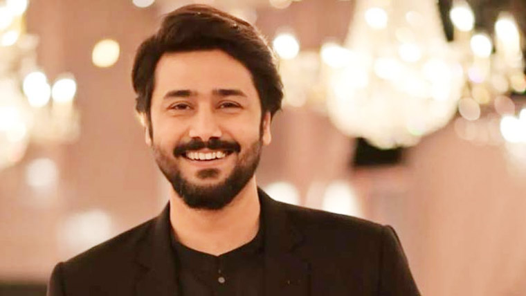 ایک شادی سے مطمئن ، والد سے سبق سیکھا:علی عباس