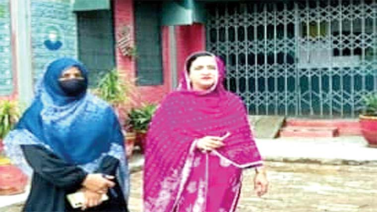 ڈسٹرکٹ ایجوکیشن آفیسر ویمن کا گرلز سکولز کا معائنہ 