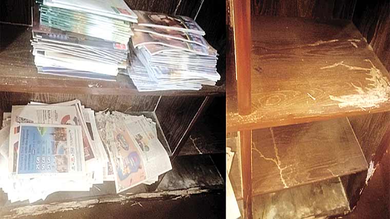 ڈسکہ :لائبریری کی دیمک زدہ  الماریاں تبدیل نہ کی جا سکیں 