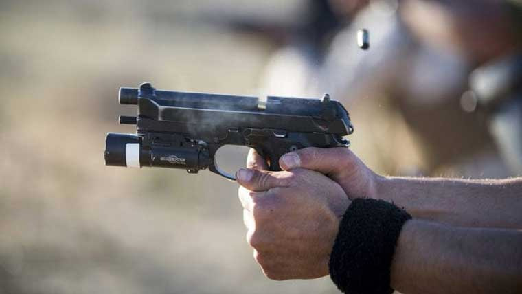 3کار سوار گن پوائنٹ پر بچوں  سے 2بکرے چھین کرفرار