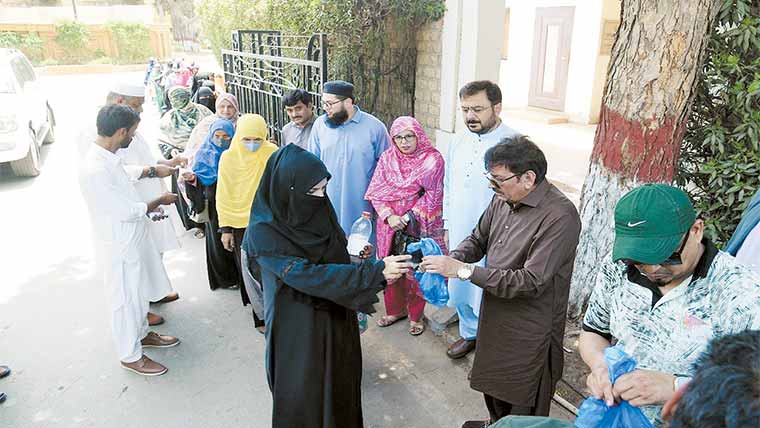 عیدالاضحی کے تینوں دن گورنر ہاؤس میں امید کی گھنٹی بجتی رہی