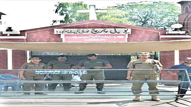 اتوار کی عبادات،سکیورٹی سخت 