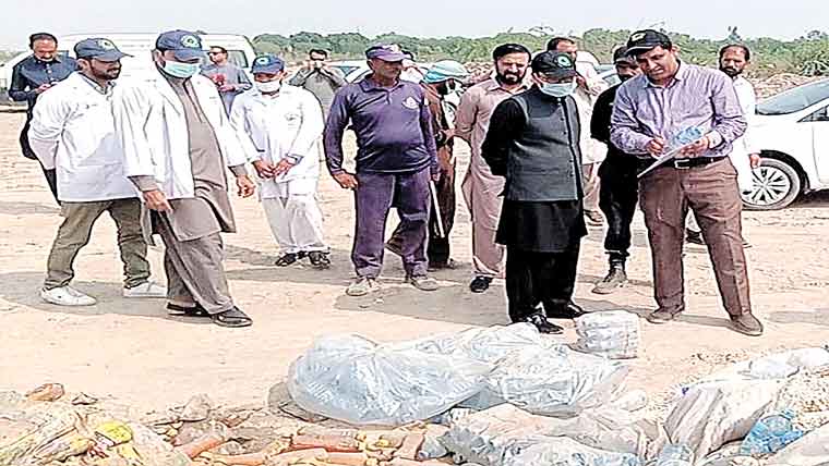 ٹوبہ:فوڈ اتھارٹی نے برآمد مضر صحت اشیاء تلف کر دیں