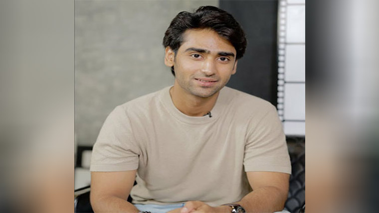 اداکار حسام خان نے زندگی  کی تلخ یادوں پردہ اٹھا دیا 