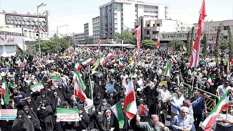 تہران میں اسرائیل کے خلاف  ہزاروں افراد کا احتجاجی مظاہرہ