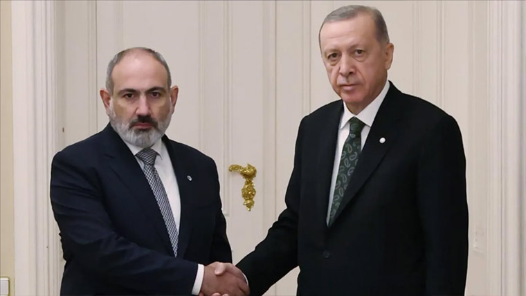 آرمینیا کے وزیر اعظم تاریخی  دورے پر ترکیہ پہنچ گئے