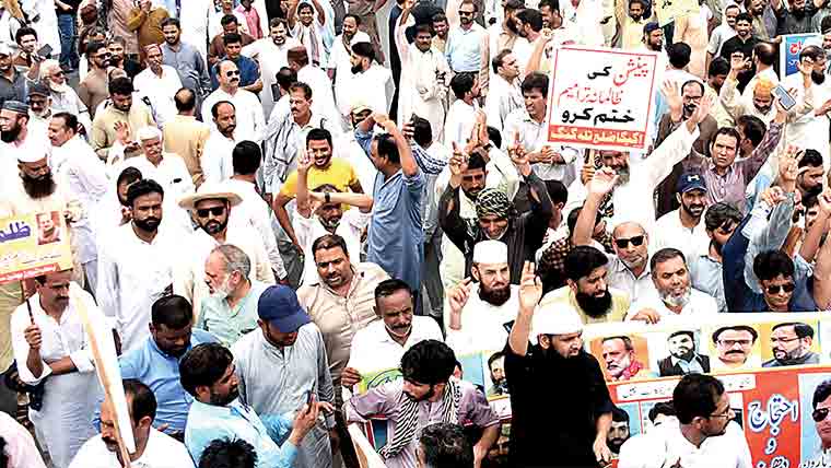 حکومت اور سرکاری ملازمین کے مذاکرات کامیاب، کمیٹی تشکیل 