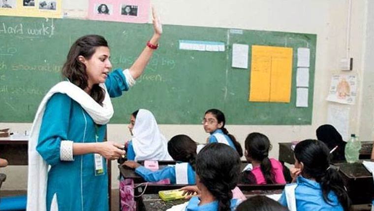 بی ایس ڈگری ہولڈر ہزاروں اساتذہ ترقی سے محروم 