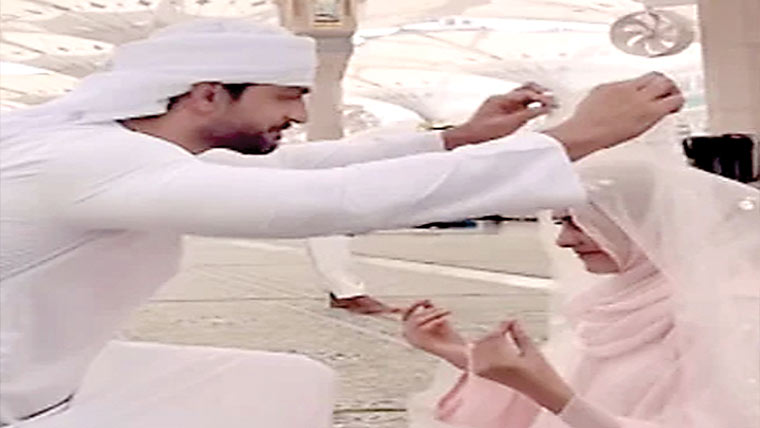 عمر شہزاد نے مدینے میں نکاح کی ویڈیو شیئر کردی