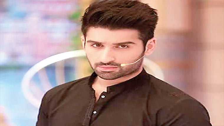 ایک سال ہوگیا میں نے روٹی نہیں کھائی:منیب بٹ 