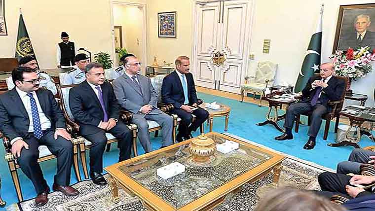 ججہ گینگ پکڑنے والے اہلکاروں کیلئے 10،10لاکھ کا انعام 