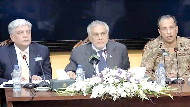 کنٹرول لائن پر دشمن کو منہ توڑ جواب چیک پوسٹ تباہ، پاک فضائیہ نے رافیل طیاروں کو بھگا دیا : جنگ بھارت کا انتخاب، آگے ہماری مرضی : ترجمان پاک فوج 