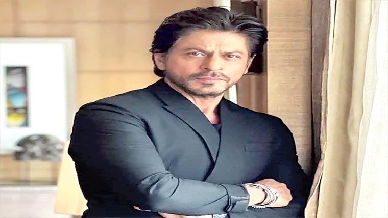 گھر میں مجھے کوئی سنجیدہ نہیں لیتا، میں مذاق بن چکا ہوں:شاہ رخ خان