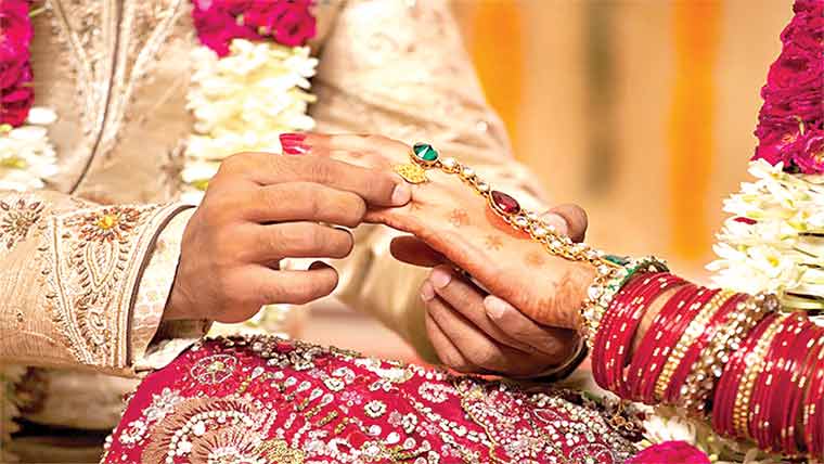 بیمار دلہن سے ہسپتال میں شادی، دولہے کی ویڈیو وائرل