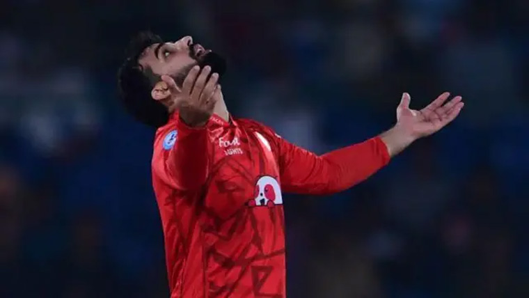 شاداب خان کی انجری کے  متعلق اپ ڈیٹ جاری