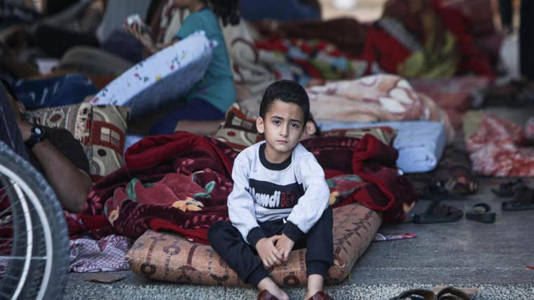 نڈھال بدن ،علاج نہ خوراک ،غزہ کے زخمی سسکتے بچوں کی کہانی 