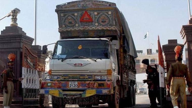 واہگہ بارڈر:افغان تجارتی سامان  کے 5 ٹرک بھارت روانہ