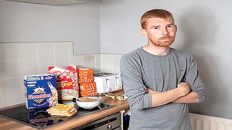 صرف ڈبل روٹی اور جیلیز پر گزارا کرنیوالا برطانوی شہری