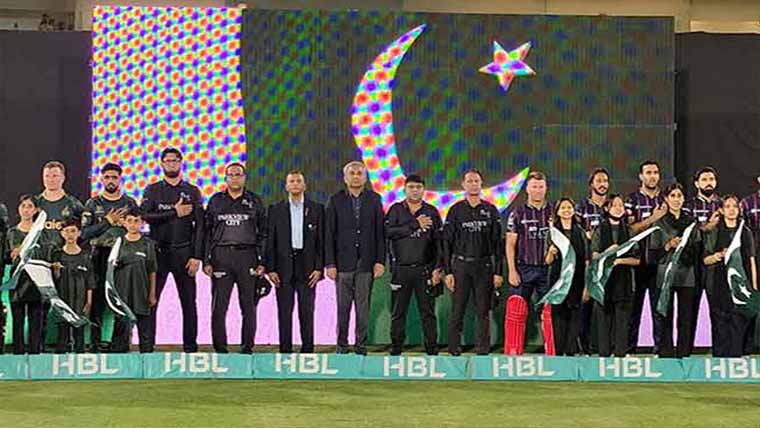  مسلح افواج سے  اظہار یکجہتی کیساتھ  پی  ایس  ایل  کا دوبارہ  آغاز 