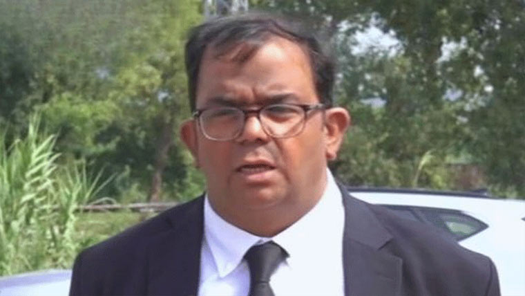 اب مزاحمت کا جواز ہے اور نہ ہی کوئی ماحول : وکیل پی ٹی آئی