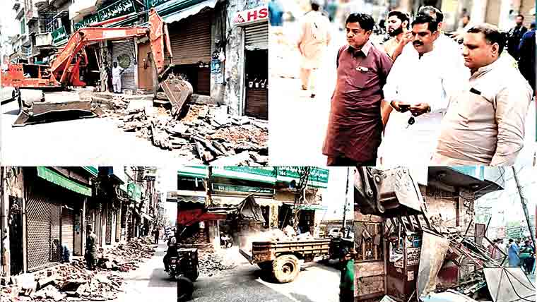 مسلم روڈپر تجاوزات کے خلاف  کارروائی ، 100 سے زائد تھڑے مسمار 