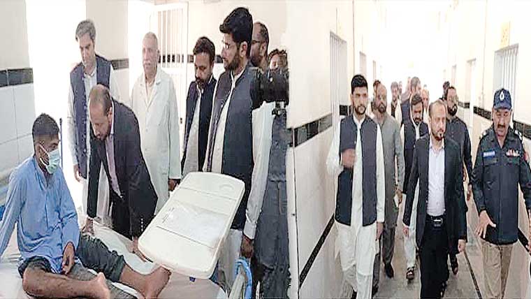  وزیر صحت کا ہیلتھ کلینک چک 189رسول پور کا دورہ 