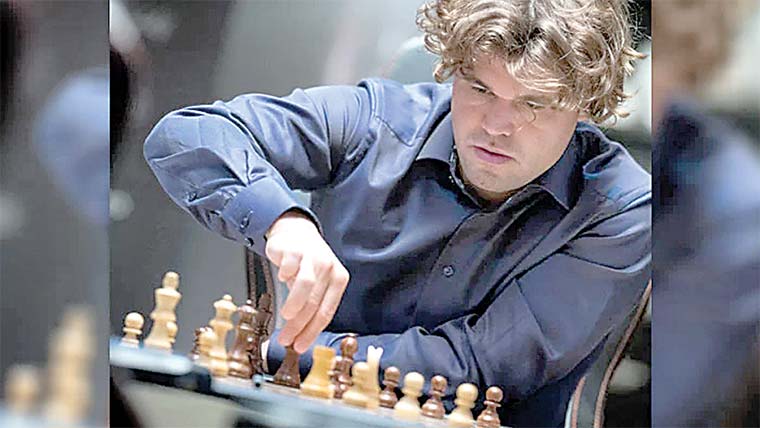 شطرنج کے لیجنڈ کا 1لاکھ 43ہزار کھلاڑیوں سے مقابلہ 