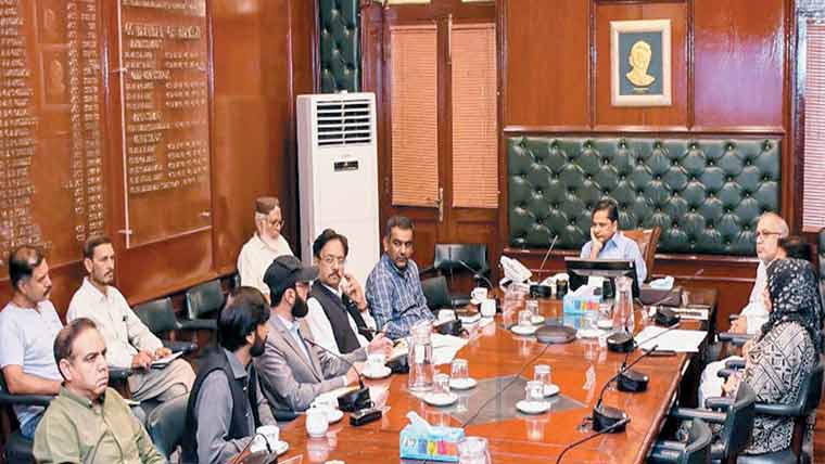 شہر  کو تجاوزات  سے  پاک  کرنے  کے لیے  گرینڈ  آپریشن  کا  آغاز 