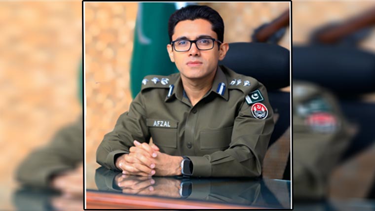 ڈی پی او وہاڑی کی ماچھیوال میں کھلی کچہری، مسائل سنے