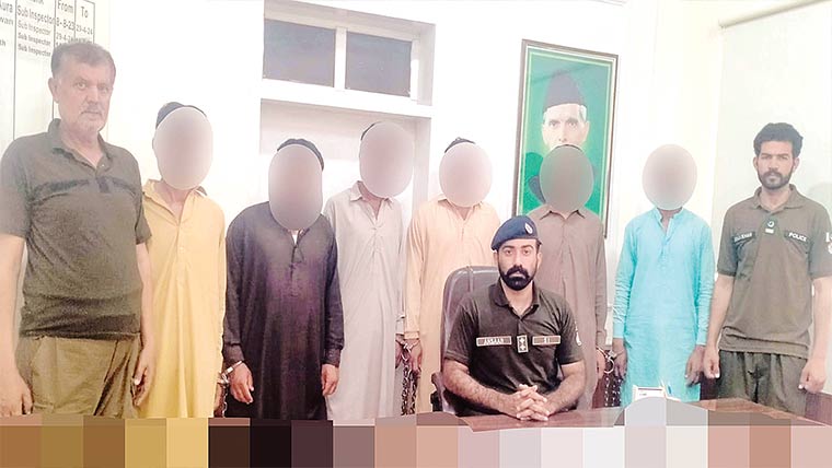 جوا کھیلنے والے 6افراد گرفتار