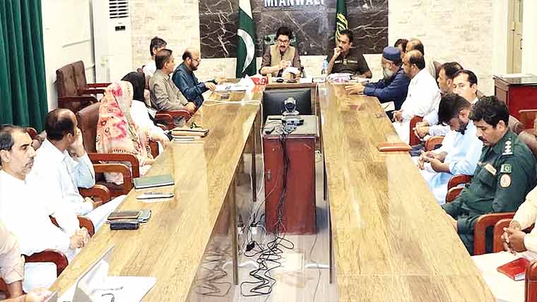 ڈی سی میانوالی کی زیر صدارت پولیو مہم کا جائزہ اجلاس 