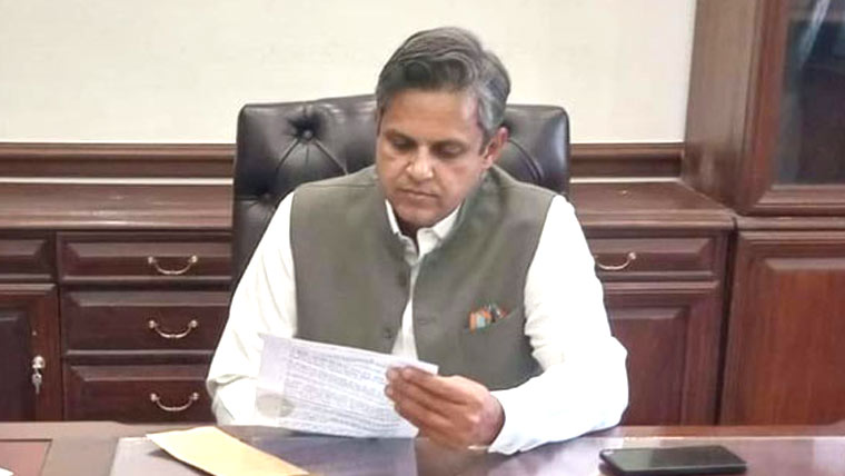 دیہات میں 1 لاکھ طالبات کو ٹرانسپورٹ واؤچر دینے کا فیصلہ 