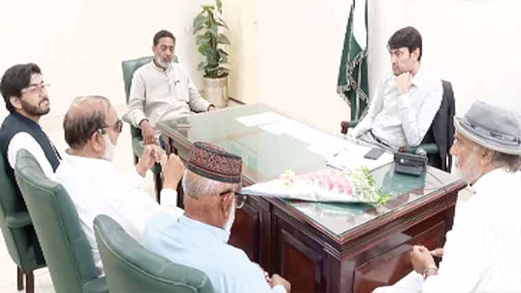 اے ڈی سی ریونیو سے انجمن تاجران کے وفد کی ملاقات 