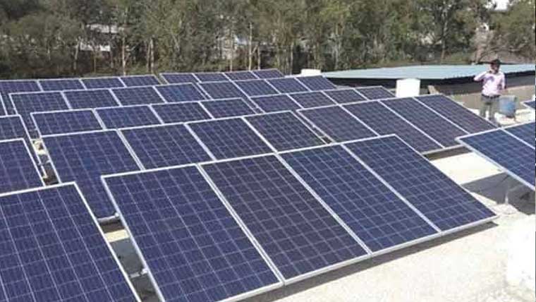 سولر   پینلز    کیلئے    فٹنس   سرٹیفکیٹ   لازمی    قرار 