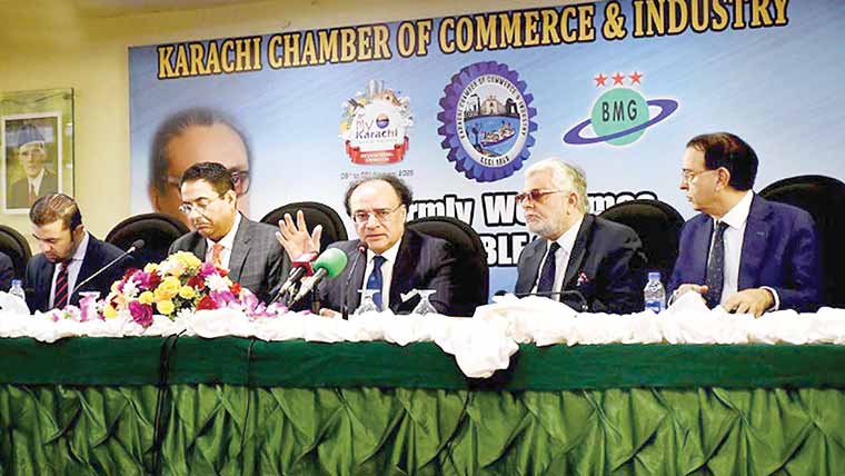 حکومت کو اخراجات کم کرنا ہونگے:مسلح افواج کو سپورٹ کرنے کیلئے ایسا کرنا ضروری:وزیر خزانہ