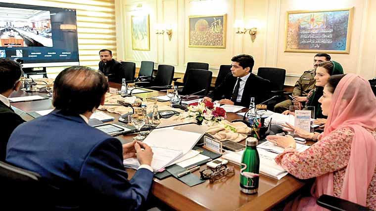  پنجاب کابینہ : بھرتیوں کی منظوری ، الیکٹرک بس کرایہ میں اضافہ مسترد