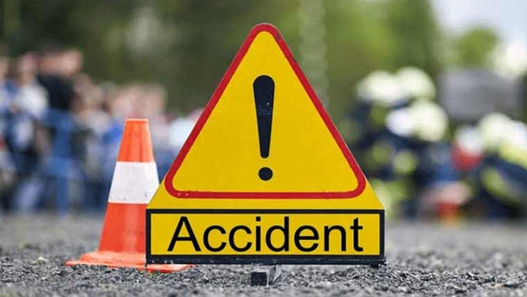ٹریفک حادثات میں دو افراد چل بسے