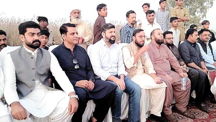 گجرات :مقامی پنکھا ساز  کمپنی کے زیر اہتمام کبڈی میچ