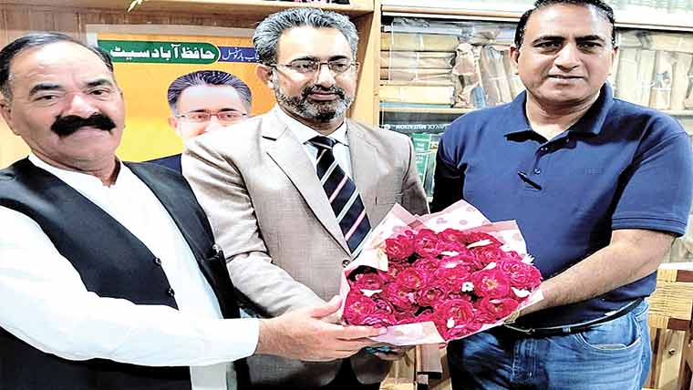  شعیب بھٹی کو پنجاب بار کونسل  کا ممبر منتخب ہونے پر مبارکباد 