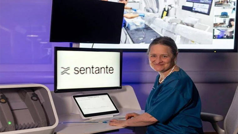 4ہزار میل دور بیٹھے ڈاکٹر کی مریض کی کامیاب سرجری 