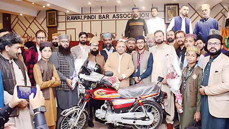 قومی مقابلہ حسنِ نعت، سید احمد علی کی  پہلی پوزیشن، گولڈ میڈل جیت لیا