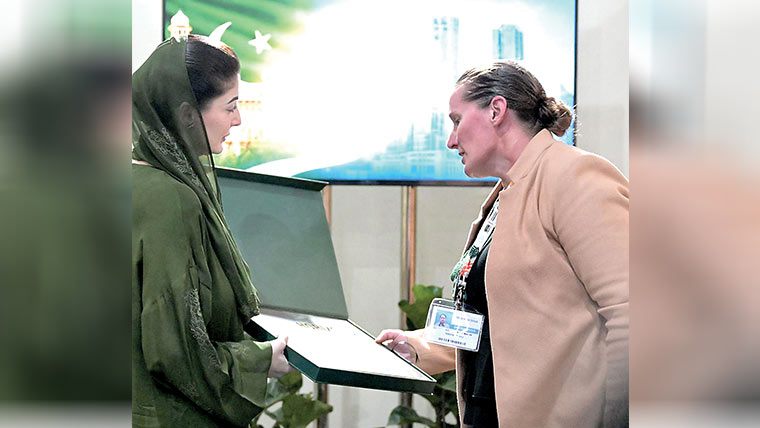 دنیا میں ماحولیاتی بہتری کی قابل تقلید مثال بنانا چاہتی ہوں:مریم نواز