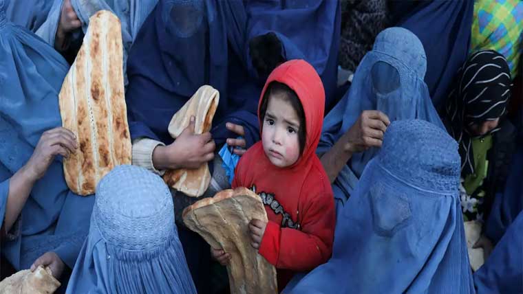 افغانستان  میں  معاشی  بد حالی ،10میں  سے 9گھرانے  بھوک  اور  قرض  کا  شکار