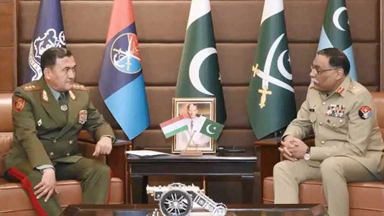 جنرل ساحر شمشاد ، تاجک وزیر دفاع ملاقات، تعاون بڑھانے پر گفتگو 