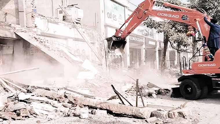 سیٹلائٹ ٹاؤن میں تجاوزات کرنیوالوں  کیخلاف آپریشن تیز کرنے کافیصلہ