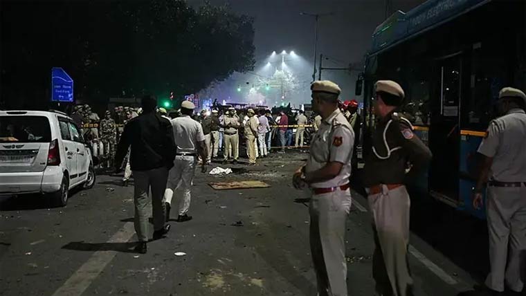 نئی دہلی دھماکا، خودکش بمبار کا  ایک ساتھی پکڑ لیا، بھارتی حکام 