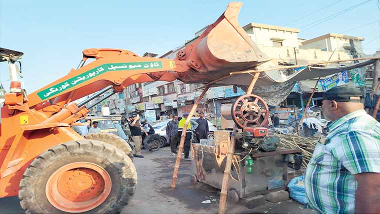 انسداد تجاوزات آپریشن ،ریسٹورنٹ اور دکانیں سر بمہر ،8افراد گرفتار