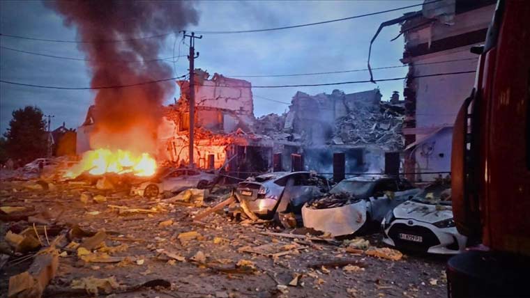  روس کے یوکرین پر فضائی حملے  ،5افراد ہلاک ،13زخمی 